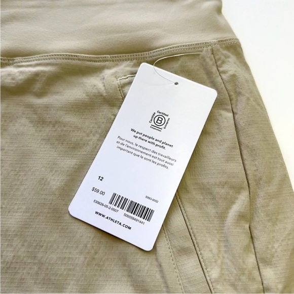 NWT Athleta Trekkie North Short - Picture 6 of 6